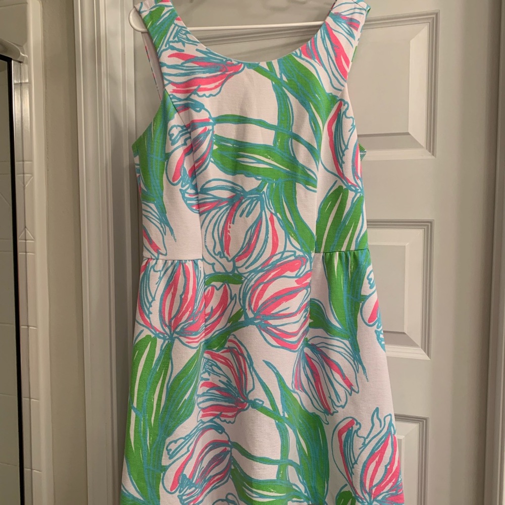EUC Lilly Pulitzer dress with tulip pattern